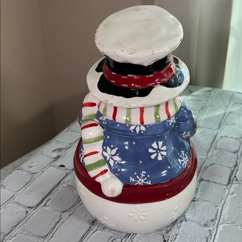 Vintage Festive Ceramic Snowman Cookie Jar - Picture 11 of 16